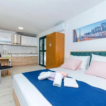Brnistra Appartement *